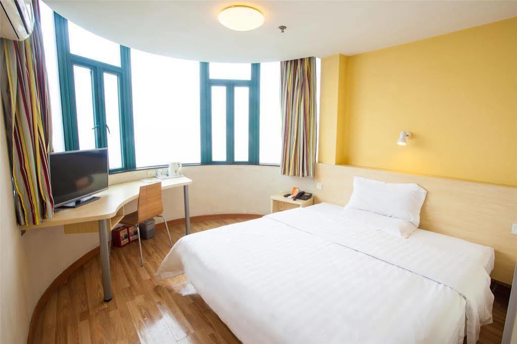 7Days Inn Suzhou Sanxiang Road Extérieur photo